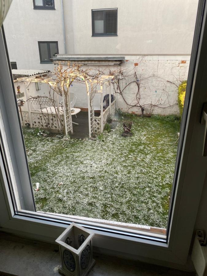 Unterkunft Bei Mota Baunatal Exterior photo